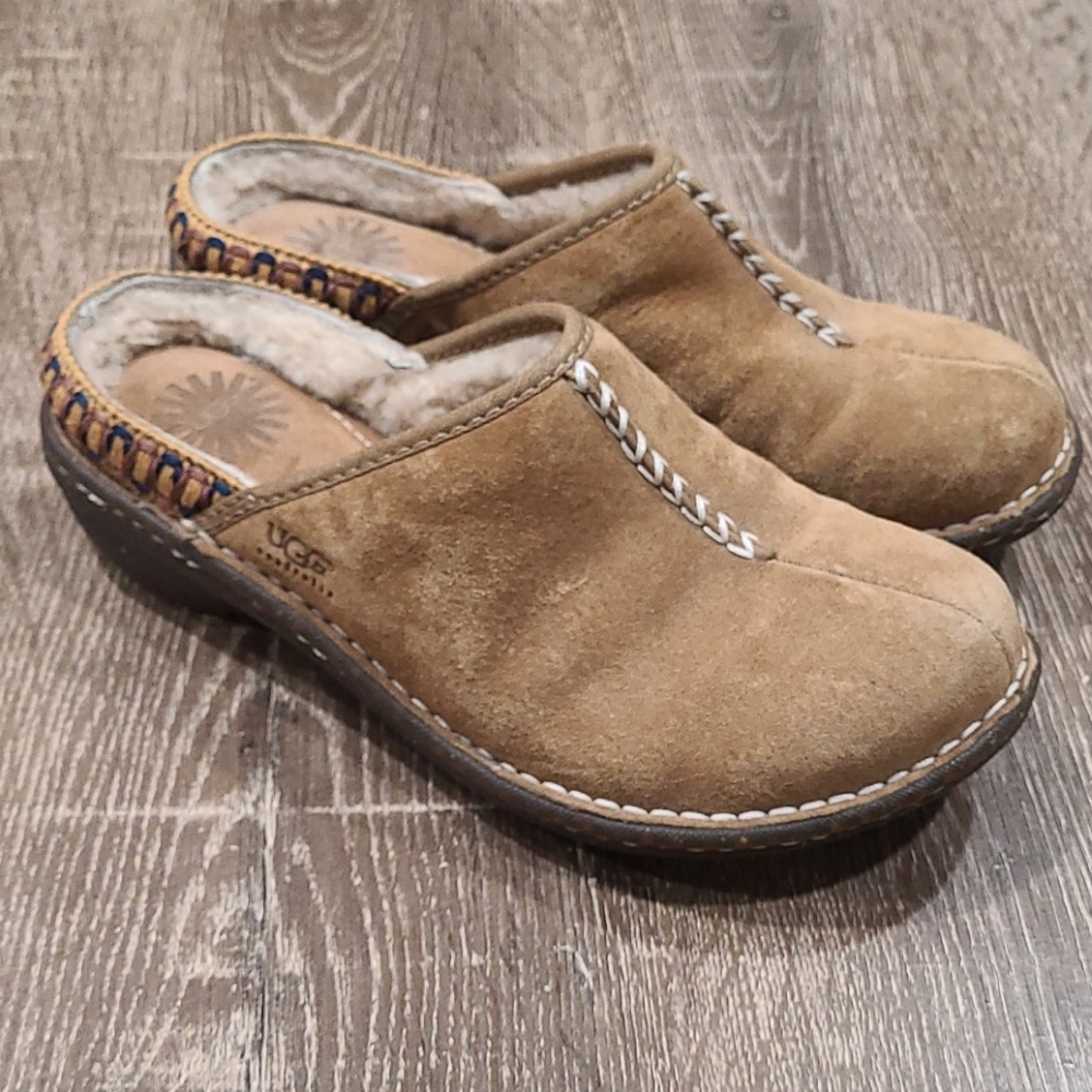 UGG Kohala fur lined mules size 7